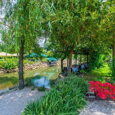 Camping Autocamp Laks