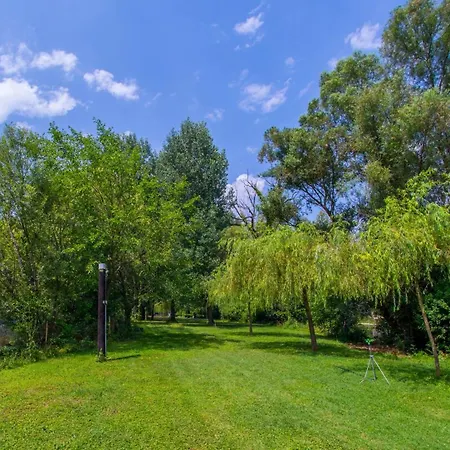 Camping Autocamp Laks